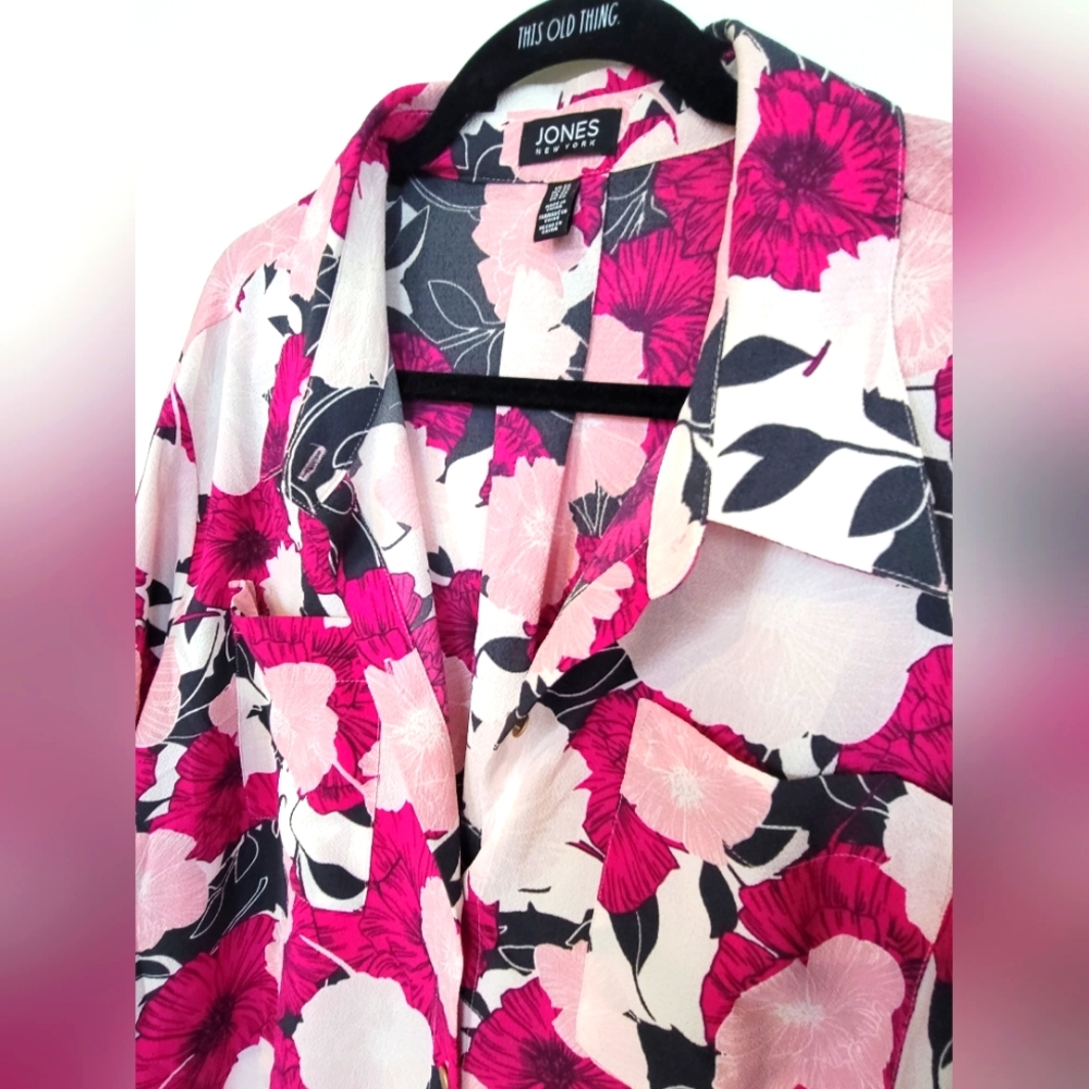 Jones New York Fuchsia and Light Pink Floral Button-Down Blouse